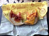 パティの入っていないチーズバーガー